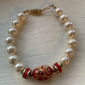 Cute Vintage bracelet 😍 from Hong Kong